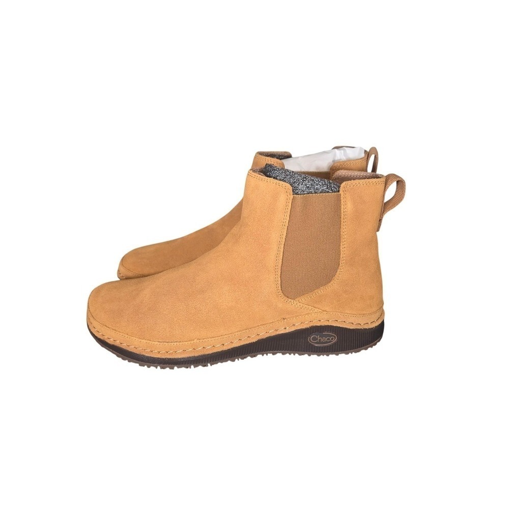 Chaco Paonia Chelsea Boots Womens 9 NIB Suede Comfort Arch Support Ankle Boot